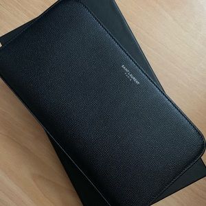 Saint latent YSL wallet